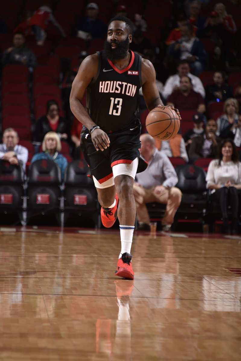 身后球比例 身后球比例